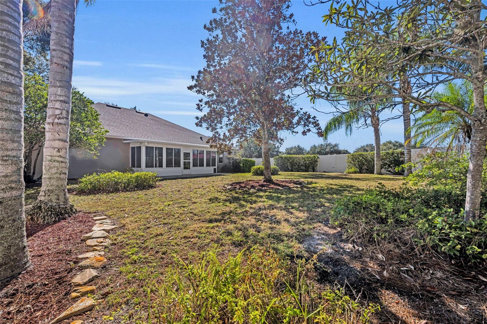 419 E BLUE WATER EDGE DR