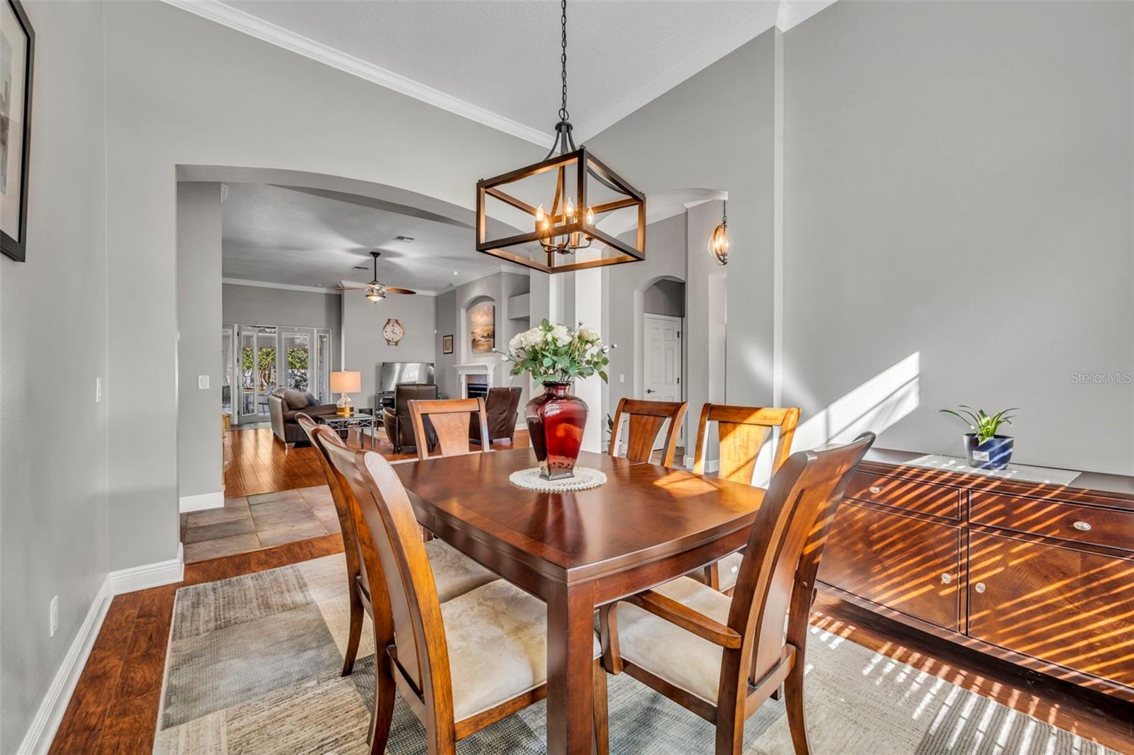 419 E BLUE WATER EDGE DR