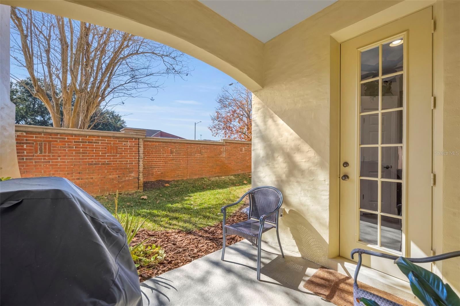 1321 BENEVOLENT ST
