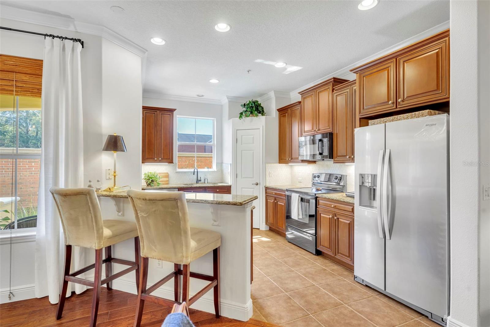 1321 BENEVOLENT ST