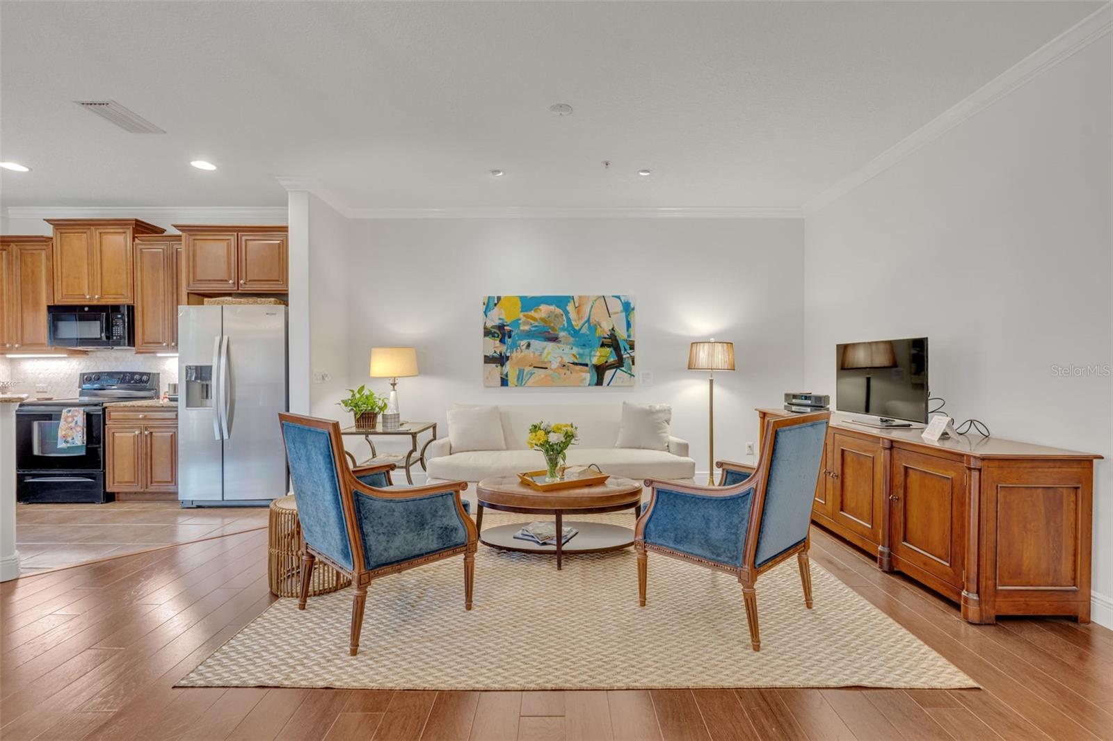 1321 BENEVOLENT ST