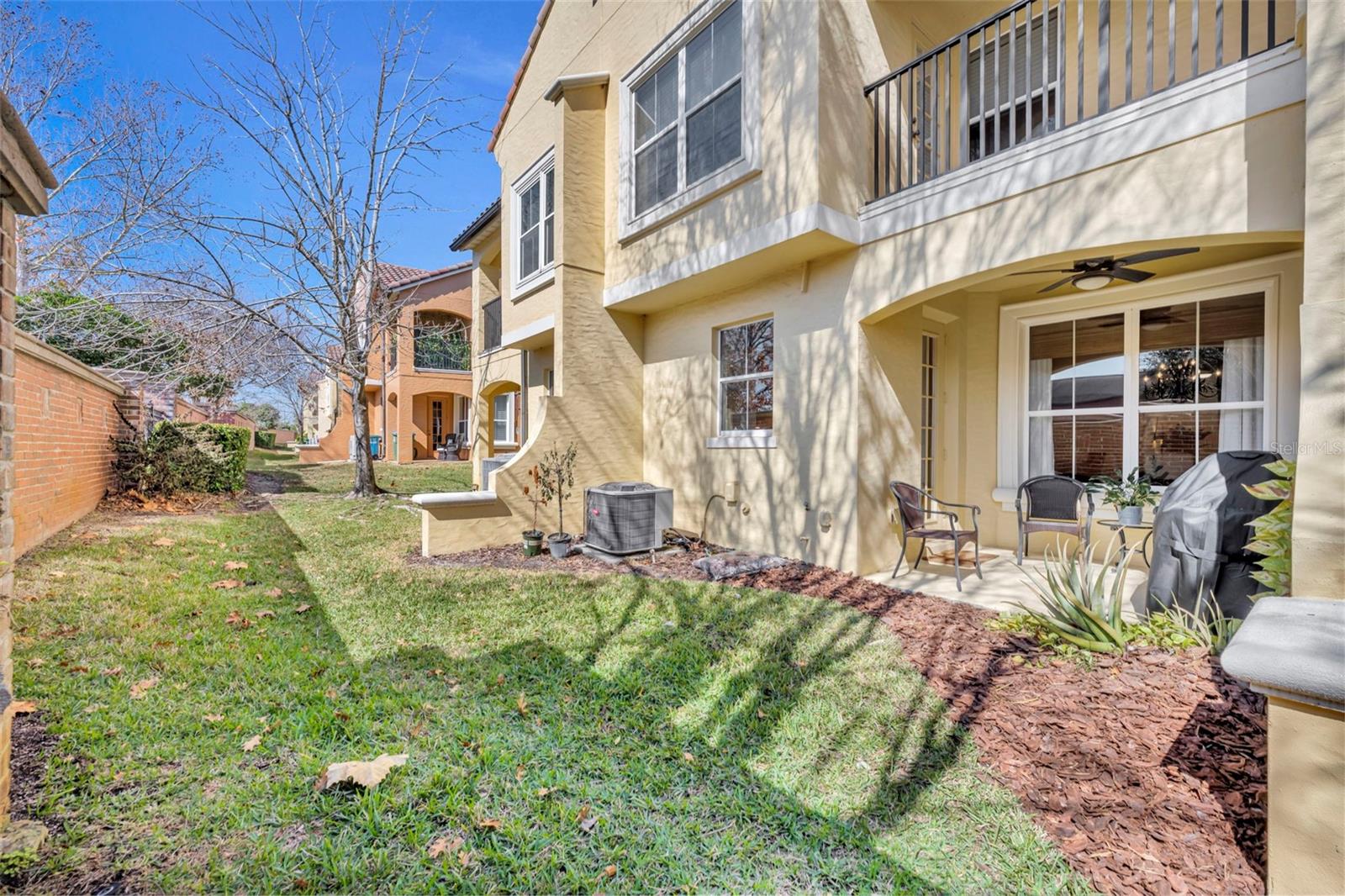1321 BENEVOLENT ST