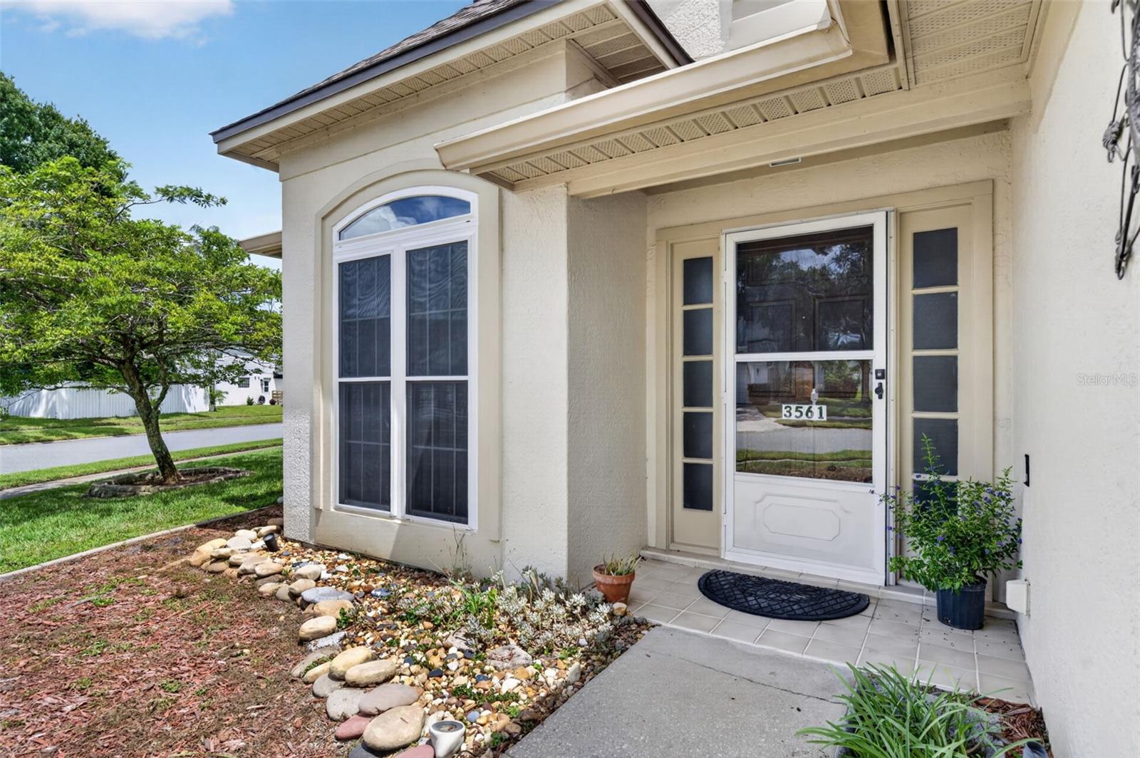 3561 VENTURA CLUB CIR