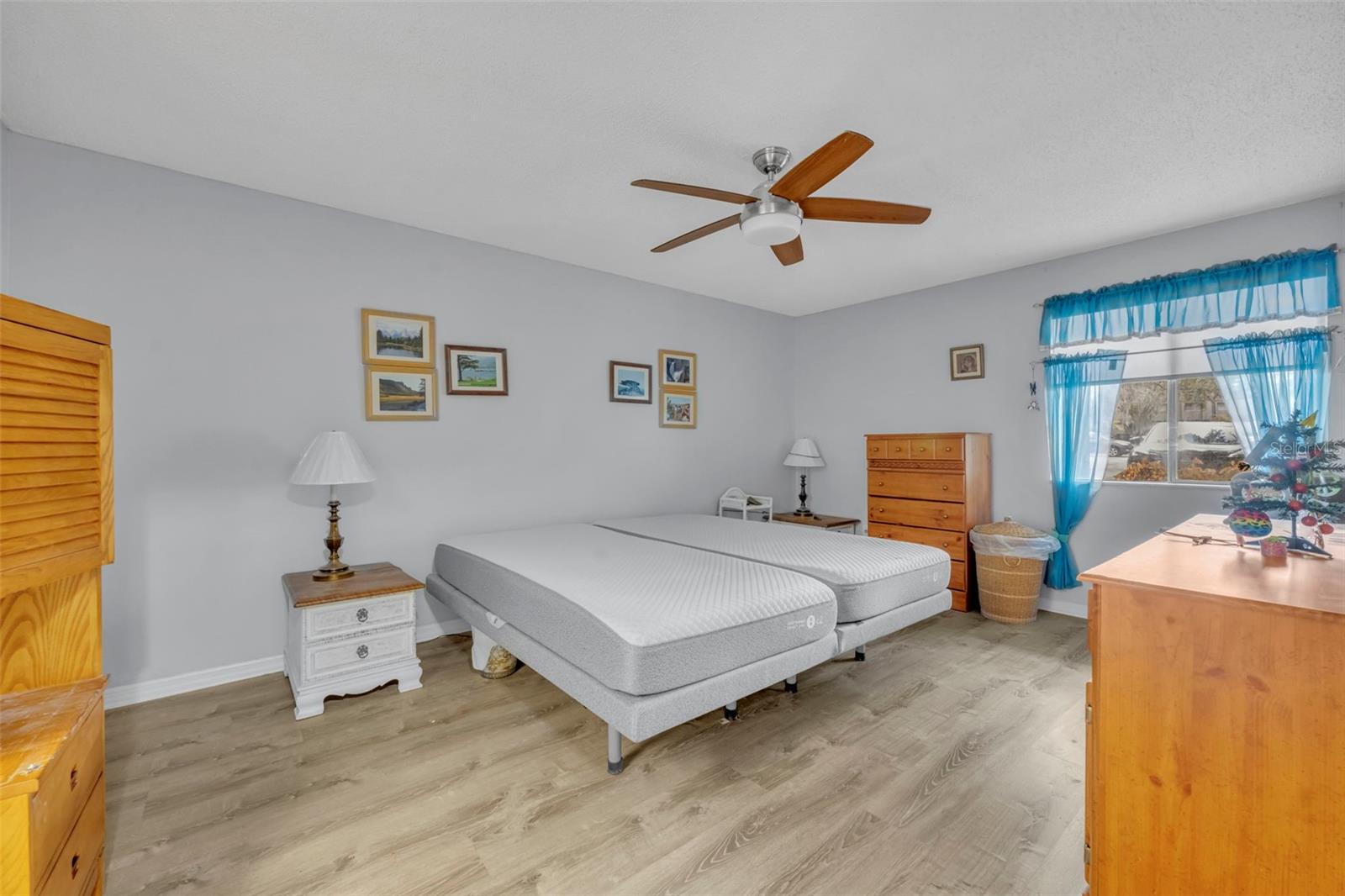 451 OAK HAVEN DR