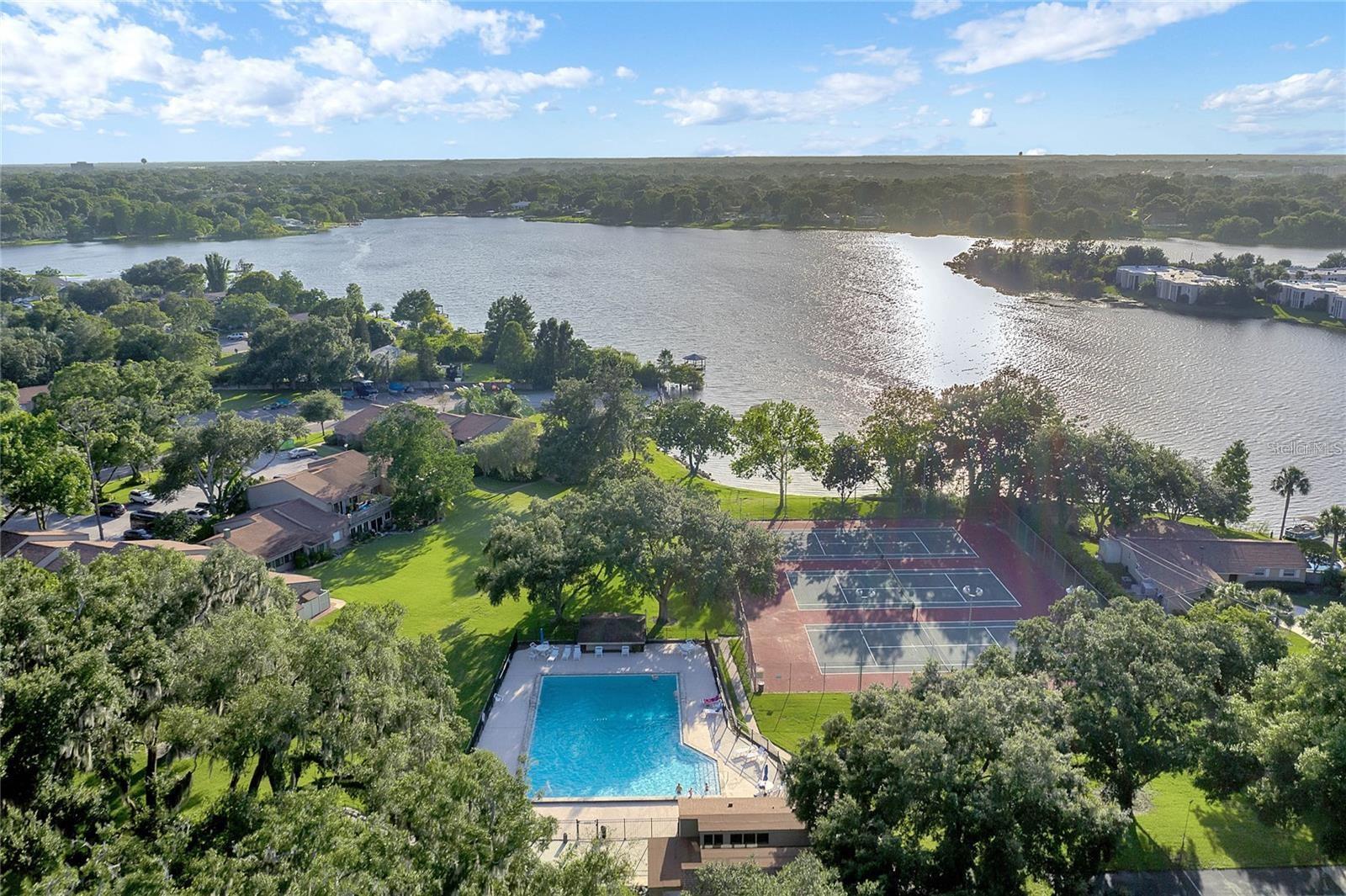 451 OAK HAVEN DR