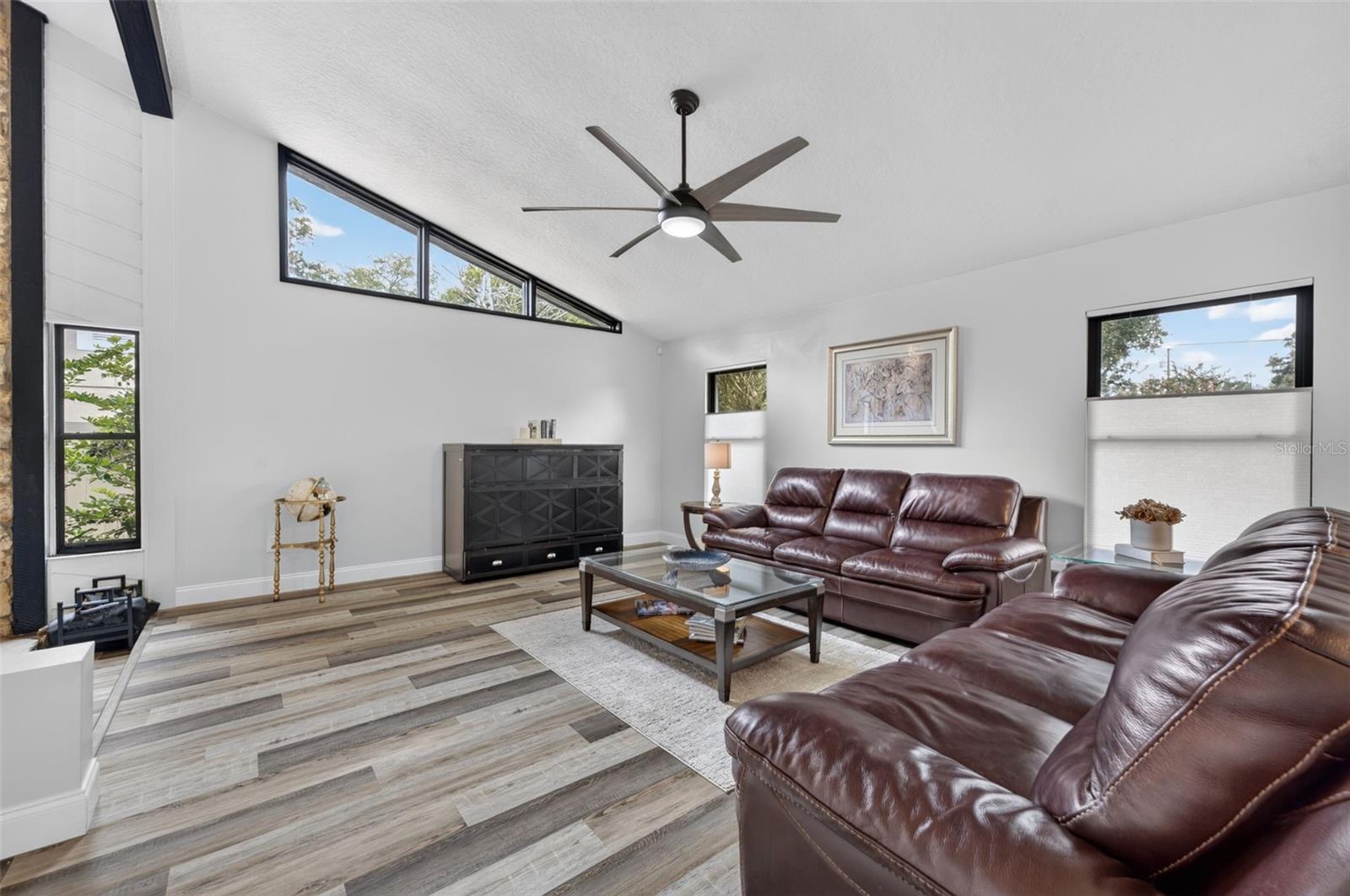 6601 BRENDA DR