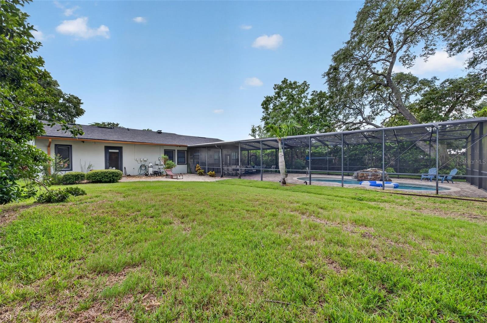 6601 BRENDA DR