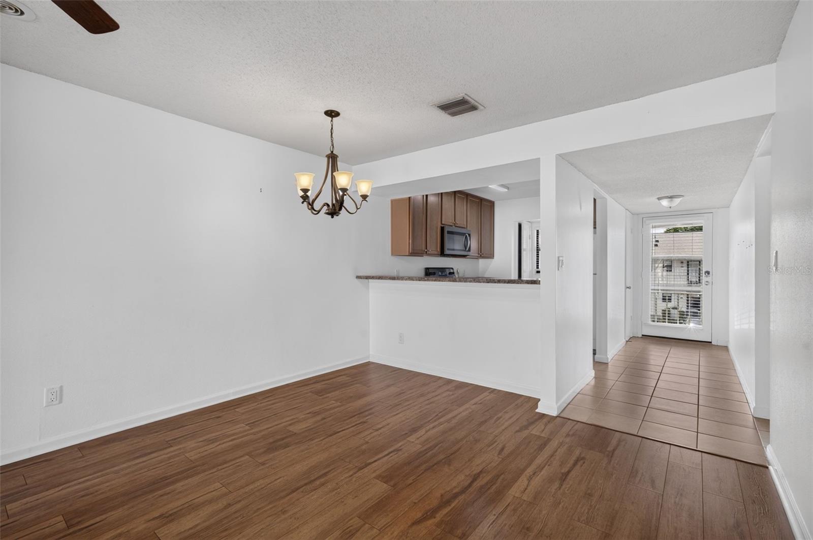 3004 PLAZA TERRACE DR #3004