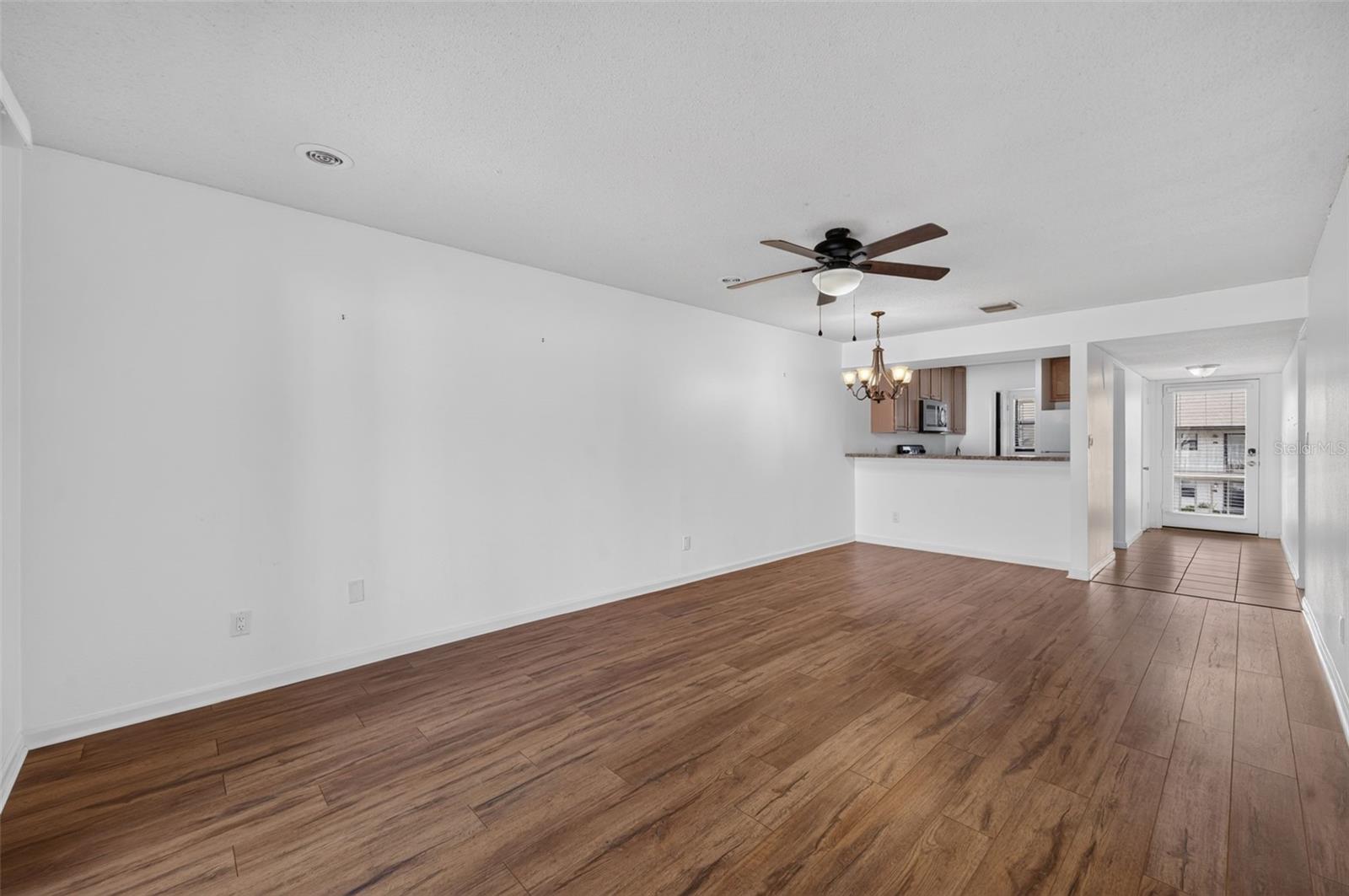 3004 PLAZA TERRACE DR #3004