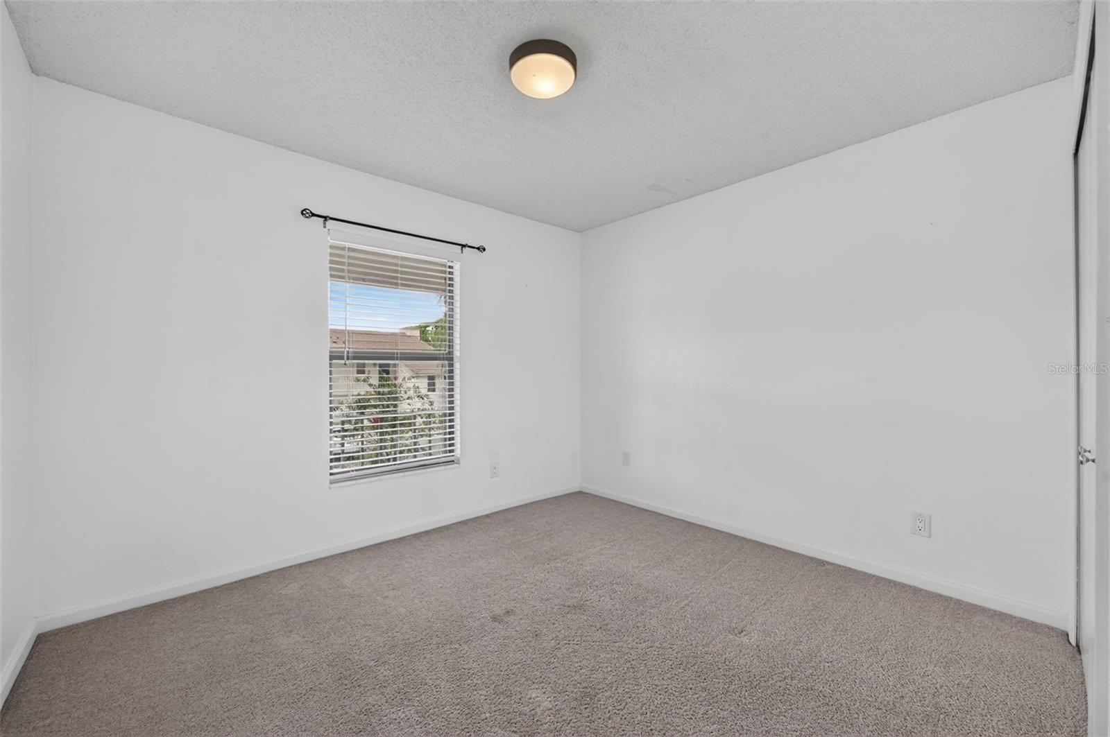3004 PLAZA TERRACE DR #3004