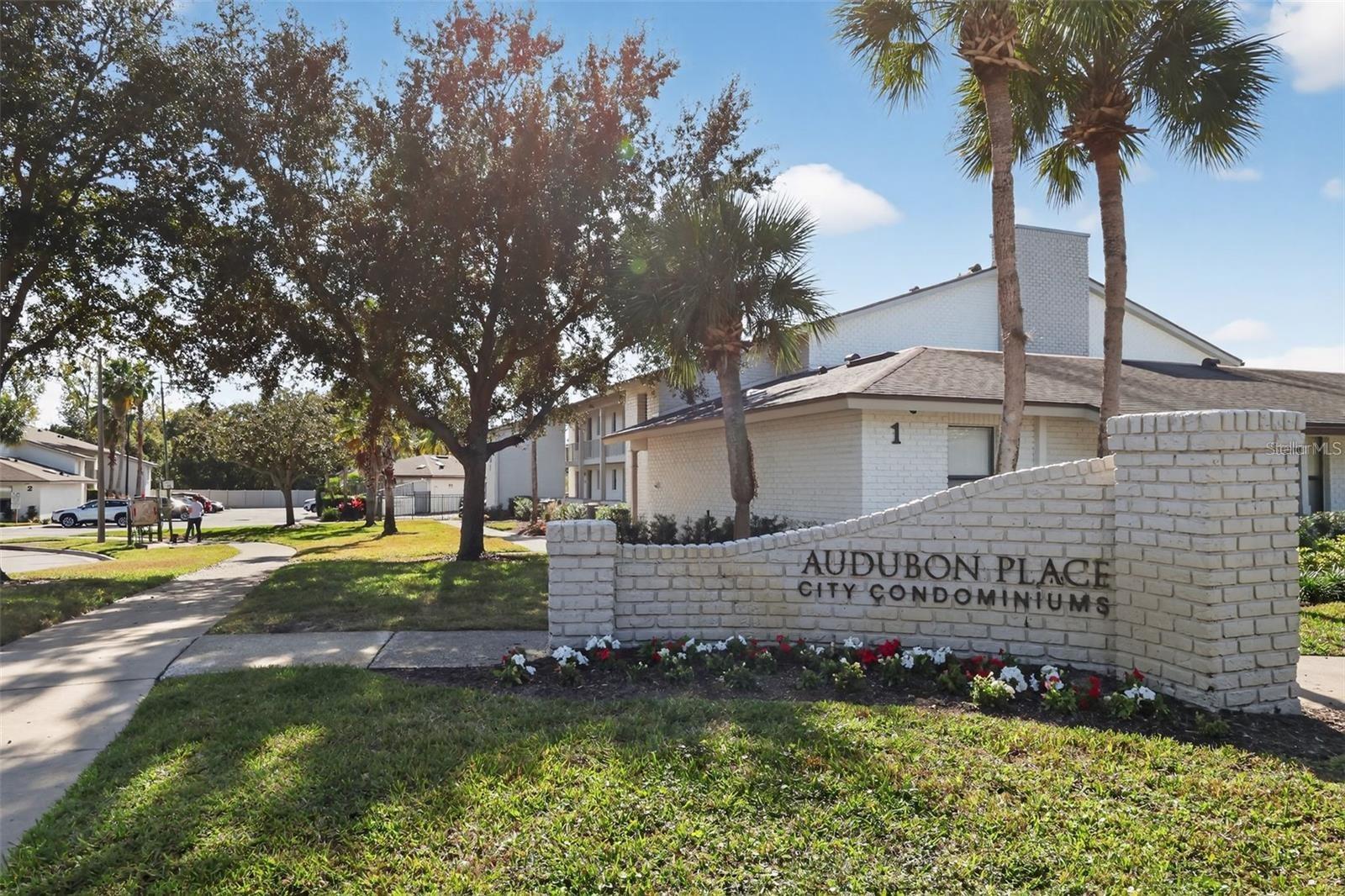 3004 PLAZA TERRACE DR #3004