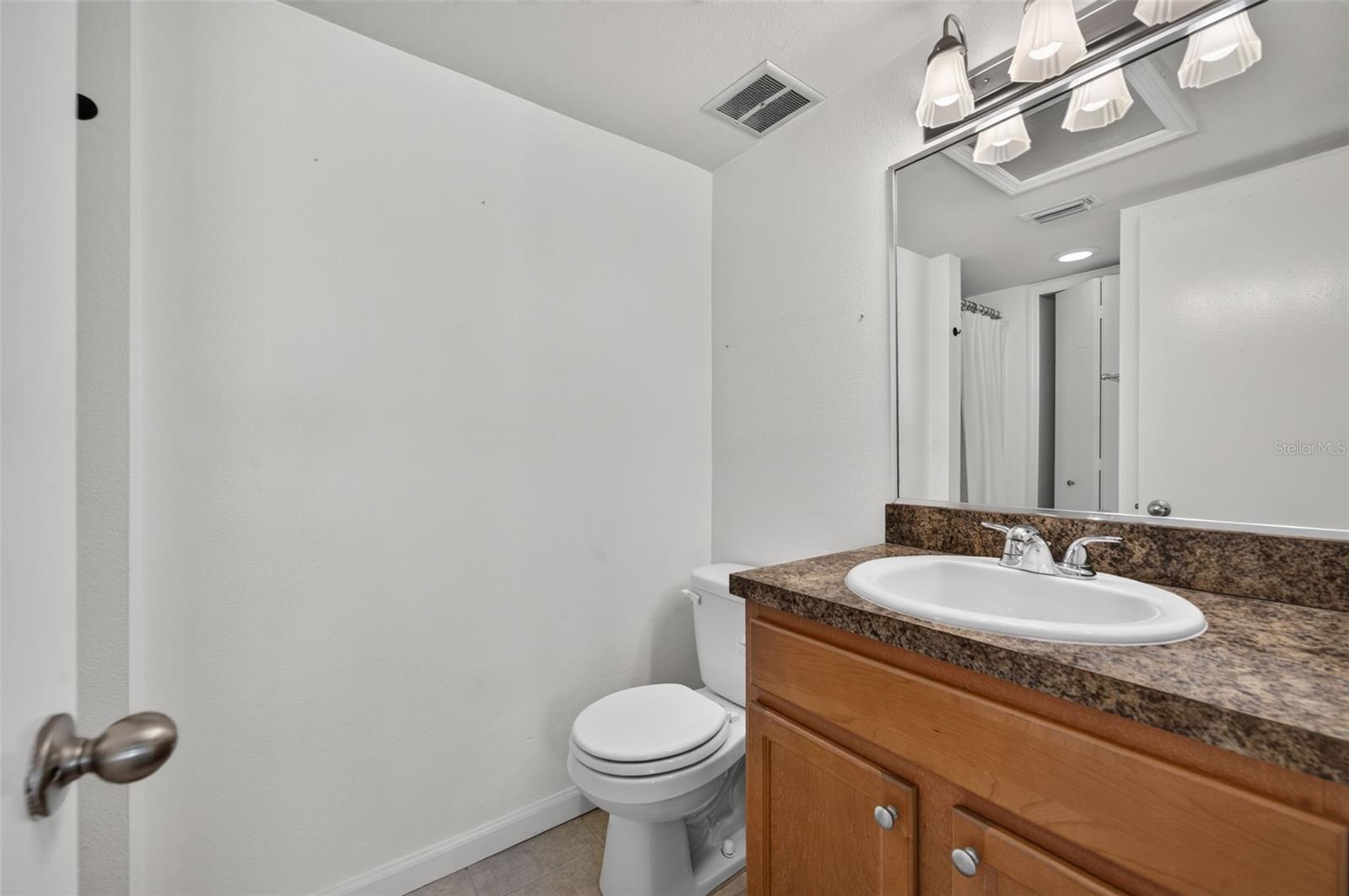 3004 PLAZA TERRACE DR #3004
