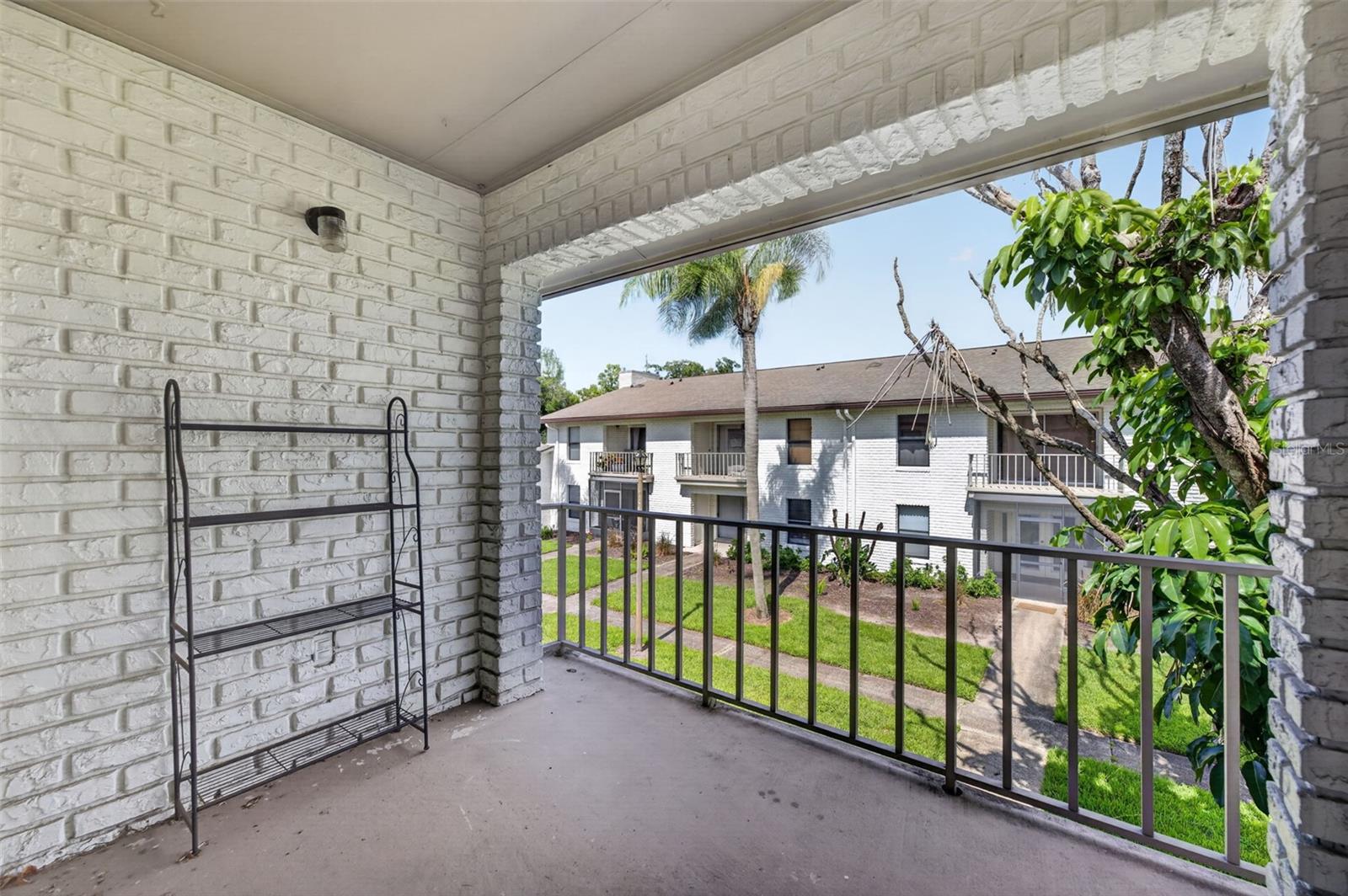 3004 PLAZA TERRACE DR #3004