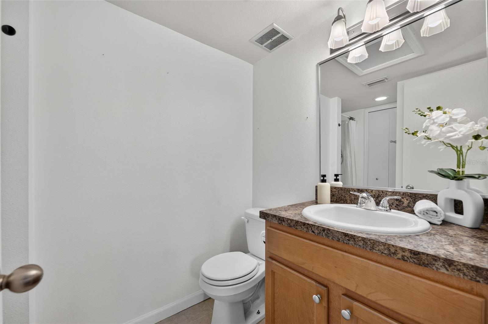 3004 PLAZA TERRACE DR #3004