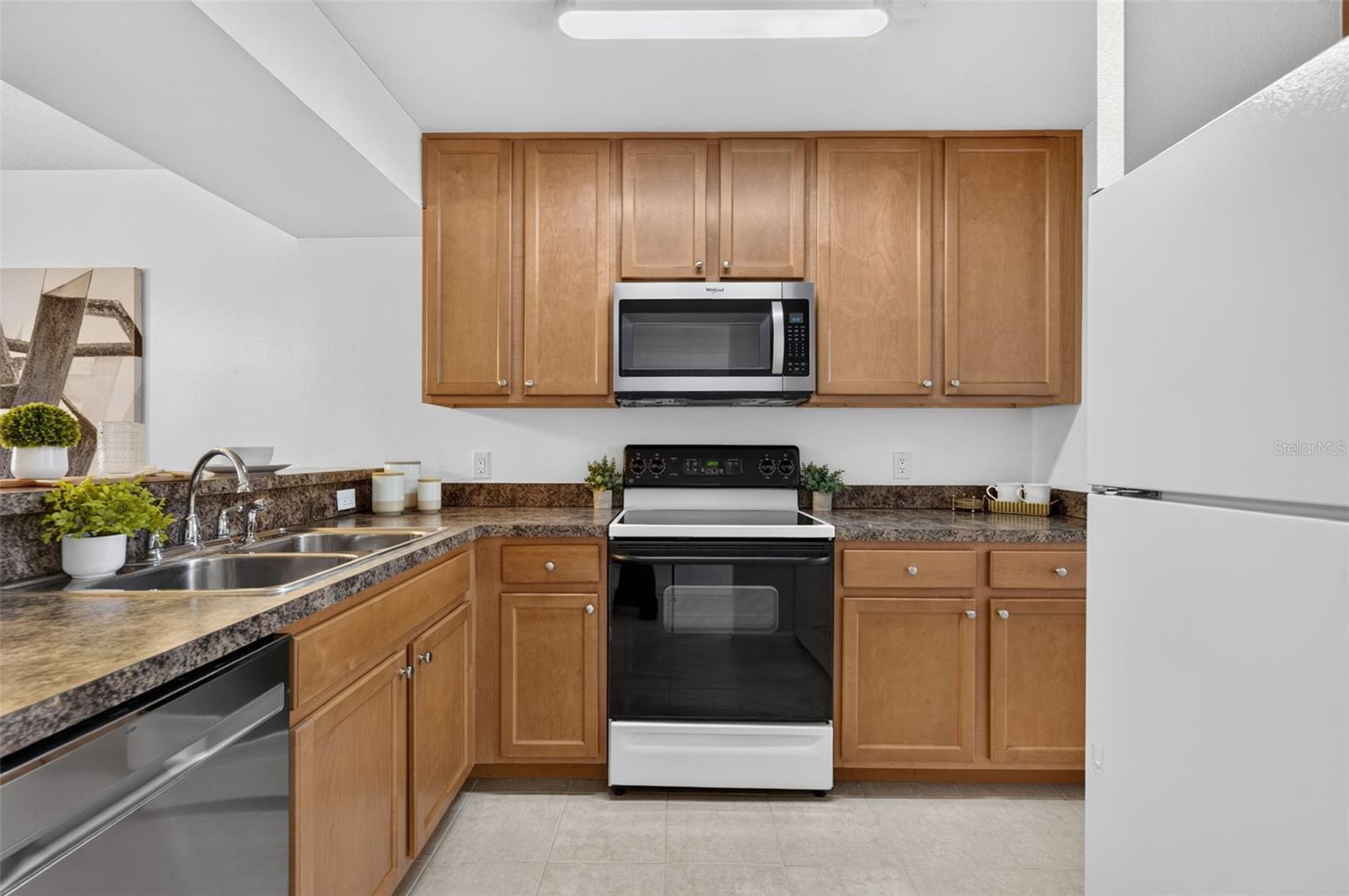 3004 PLAZA TERRACE DR #3004