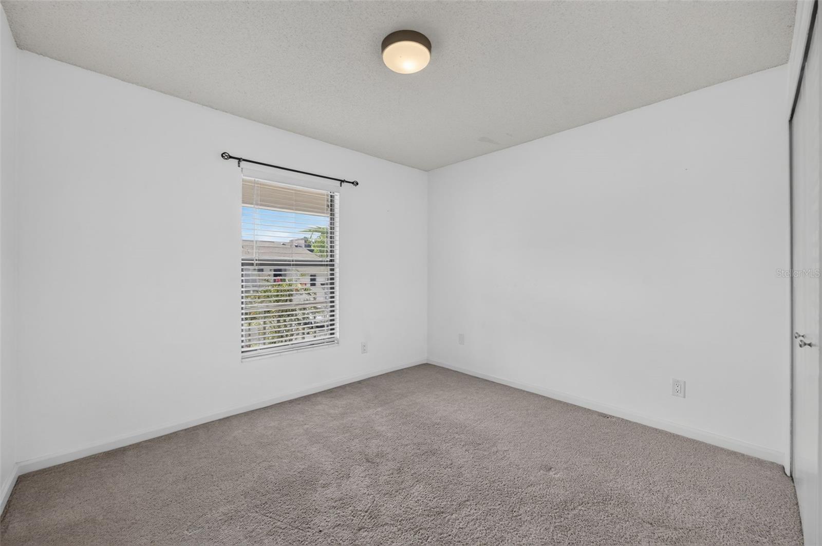 3004 PLAZA TERRACE DR #3004