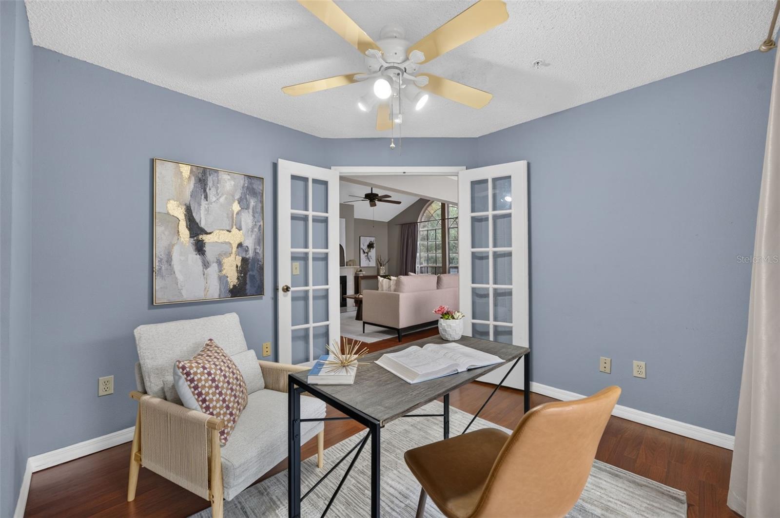 900 NORTHERN DANCER WAY #206