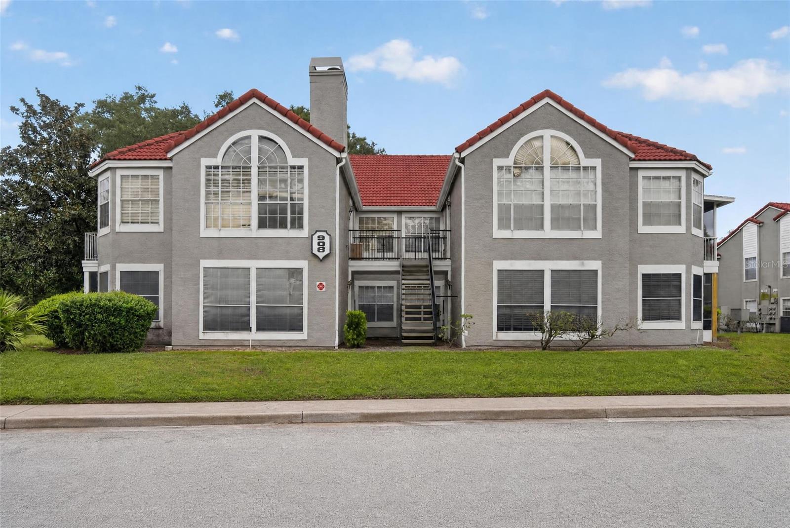 900 NORTHERN DANCER WAY #206