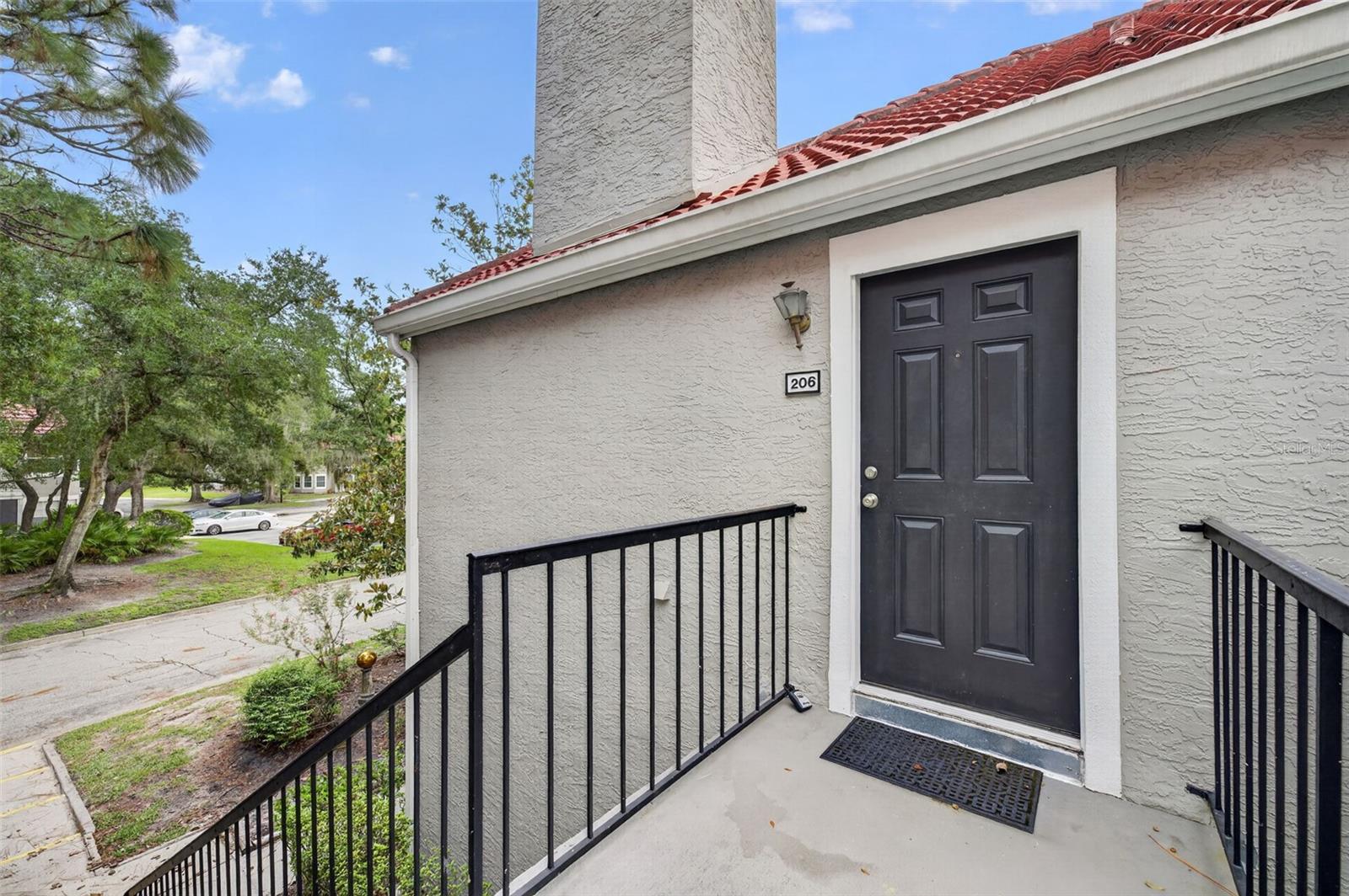 900 NORTHERN DANCER WAY #206