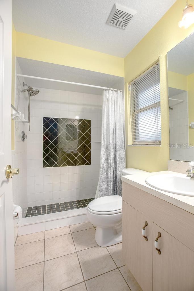 426 PLEASANT OAKS TRL