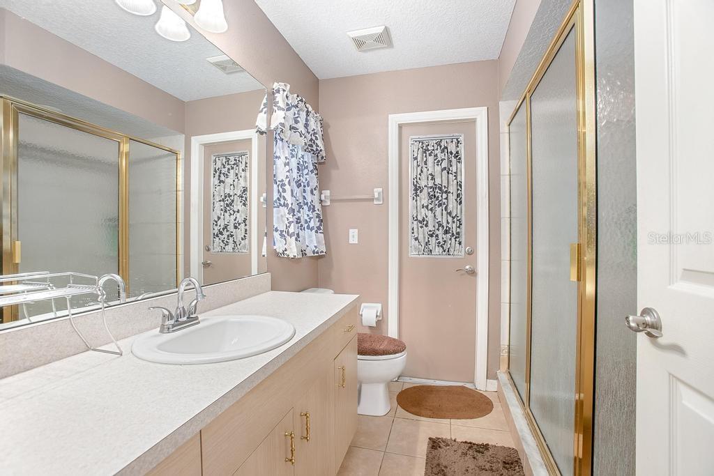 426 PLEASANT OAKS TRL