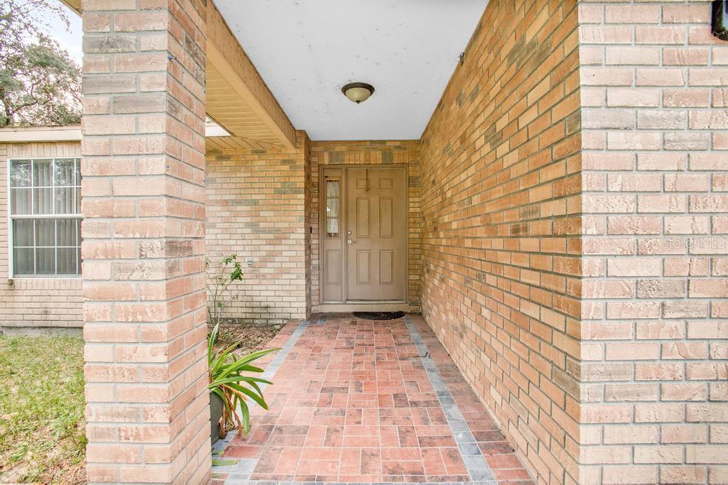 426 PLEASANT OAKS TRL