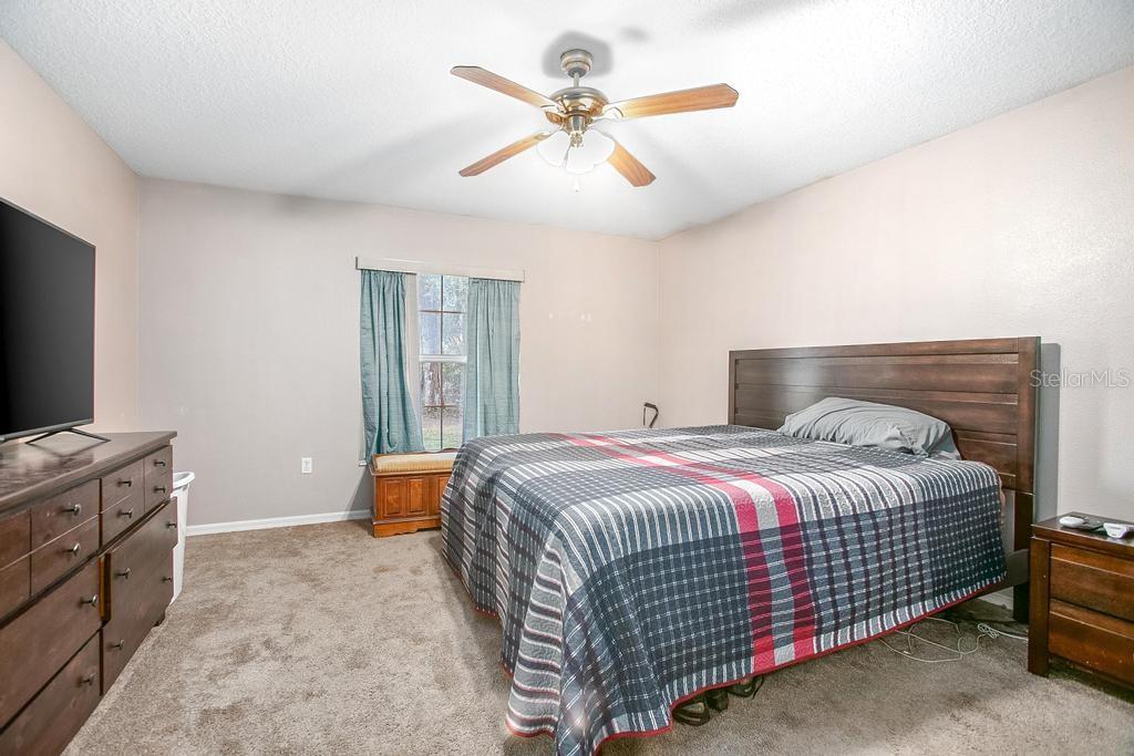 426 PLEASANT OAKS TRL