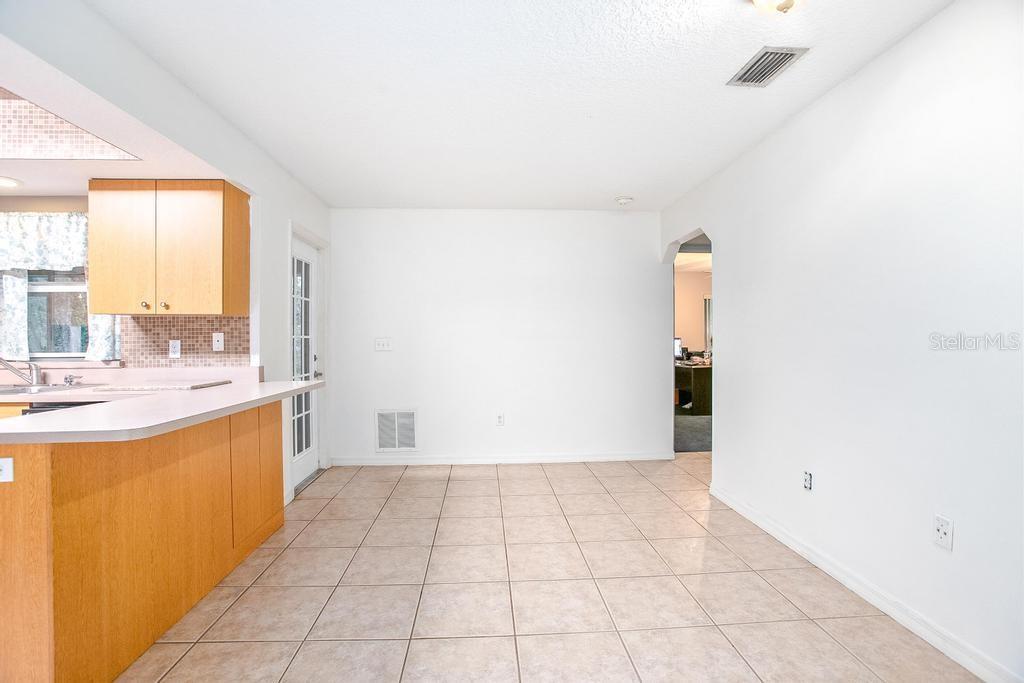 426 PLEASANT OAKS TRL