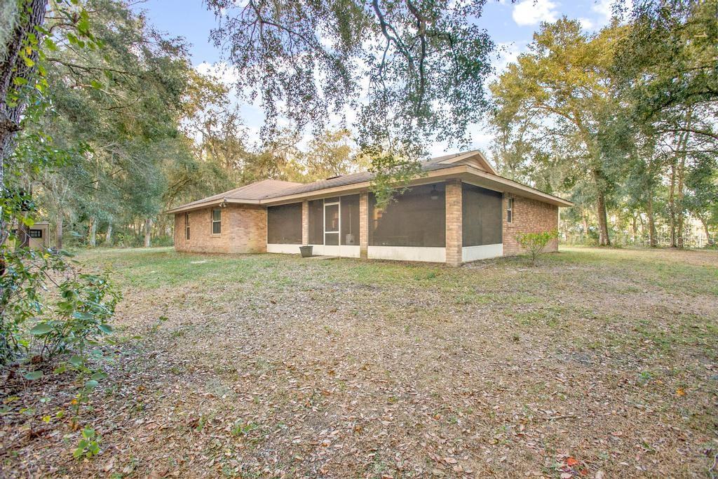 426 PLEASANT OAKS TRL