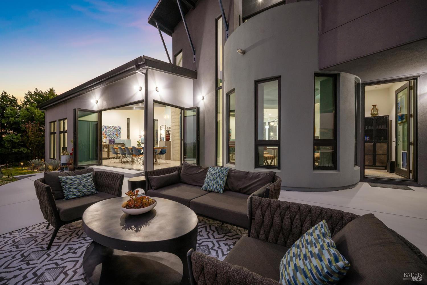 3929 Rincon Ridge Dr