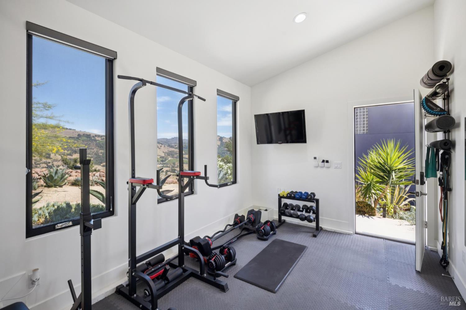 3929 Rincon Ridge Dr