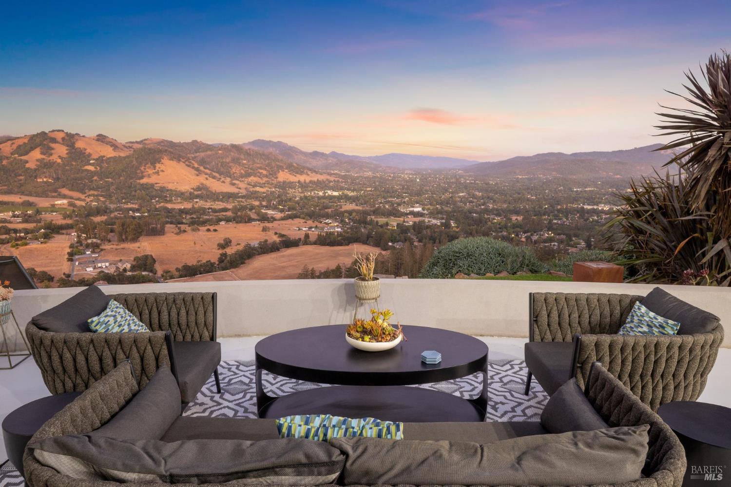 3929 Rincon Ridge Dr