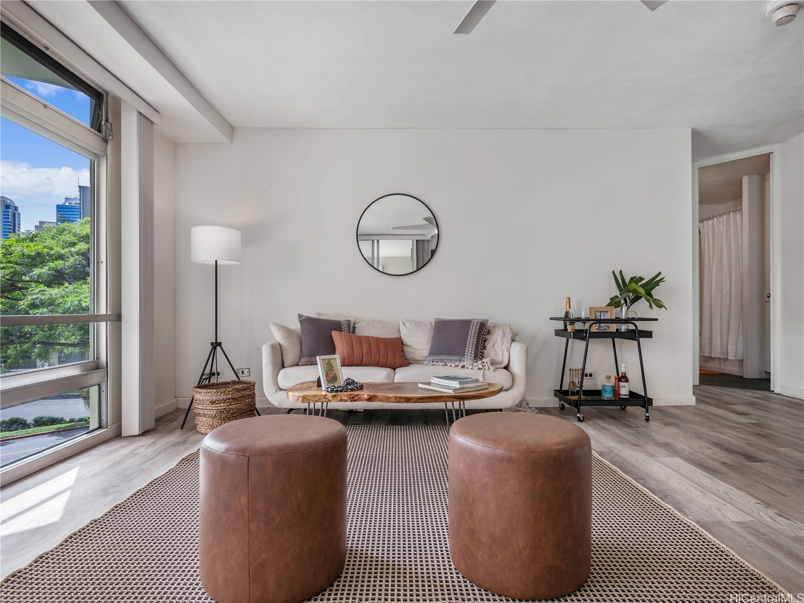 1515 Nuuanu Avenue 153