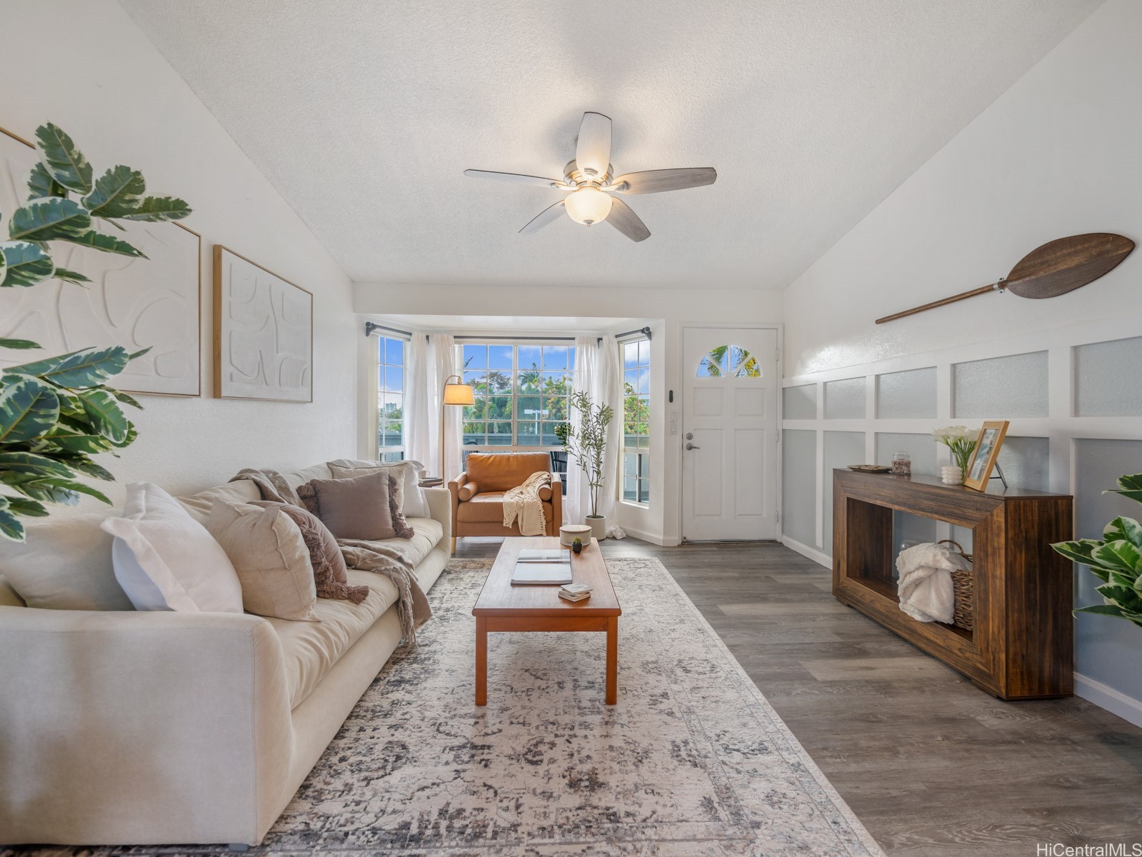 594 Mananai Place 21T