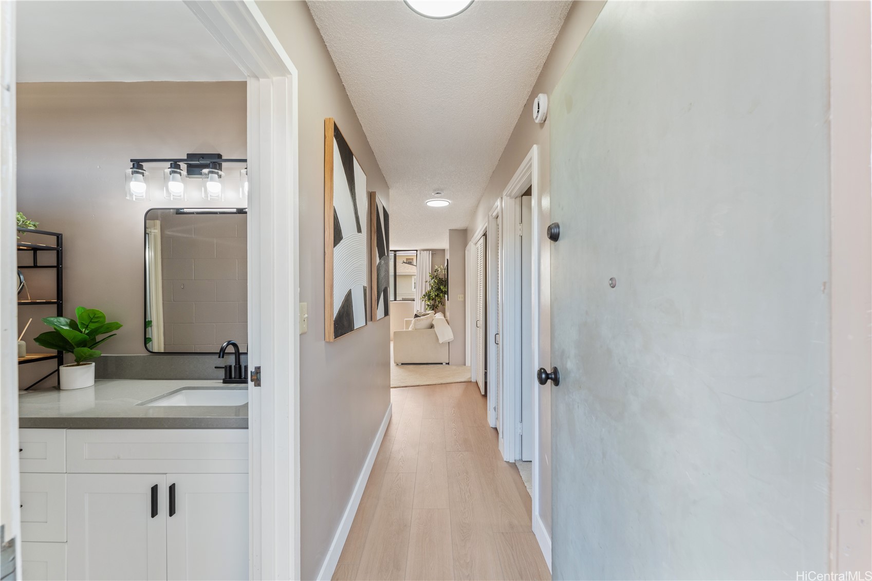 1314 Kinau Street 202