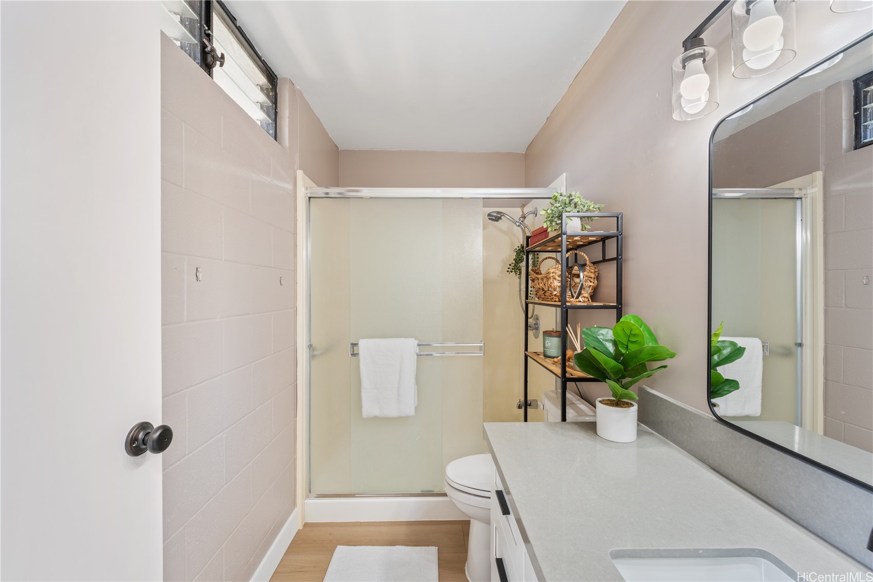 1314 Kinau Street 202