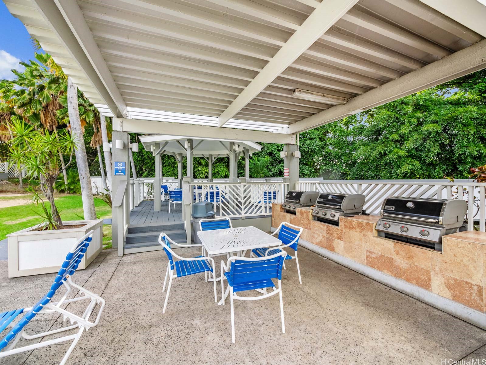 594 Mananai Place 21T