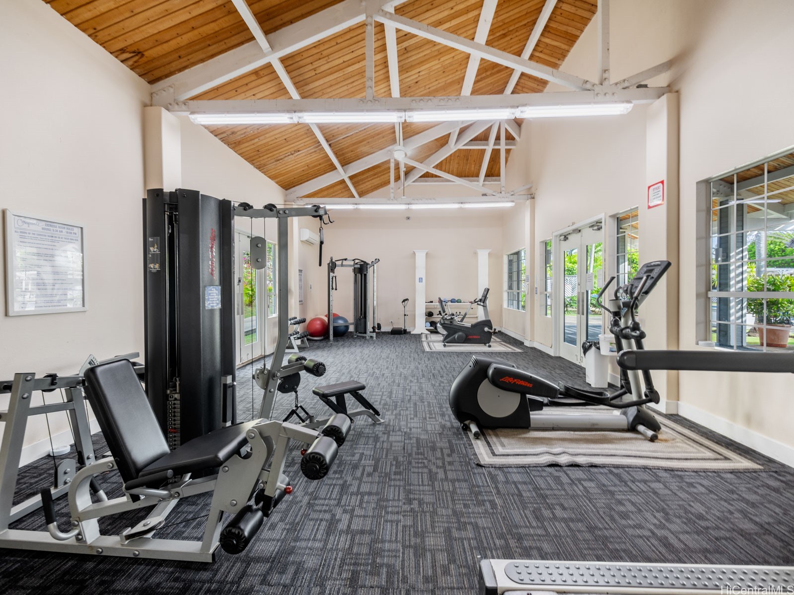 594 Mananai Place 21T