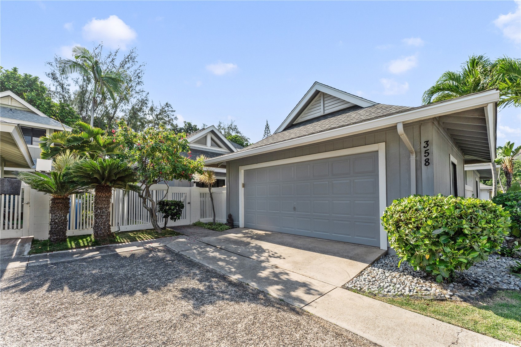 358 Kuanalu Place