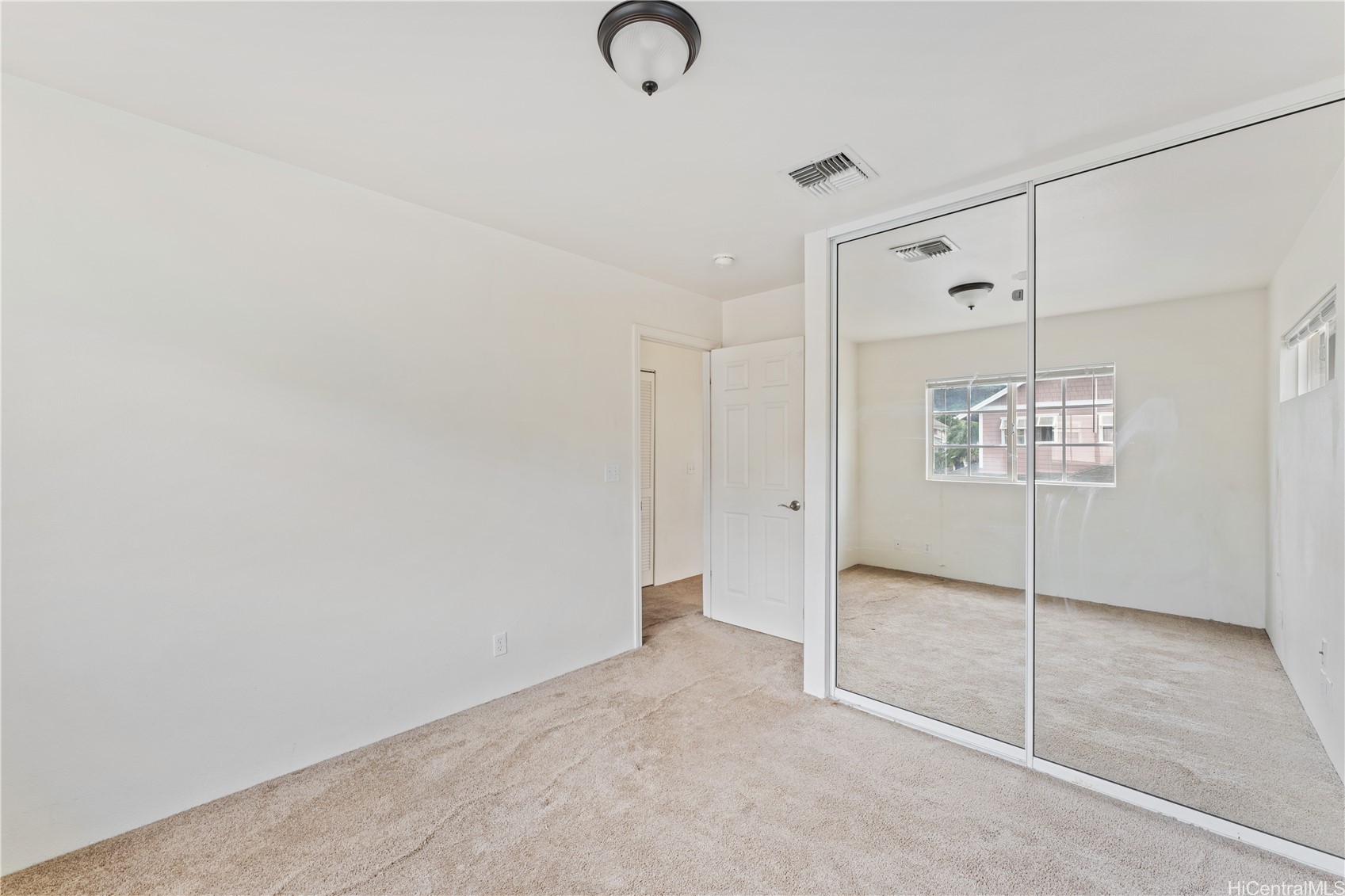 87-1976 Pakeke Street L