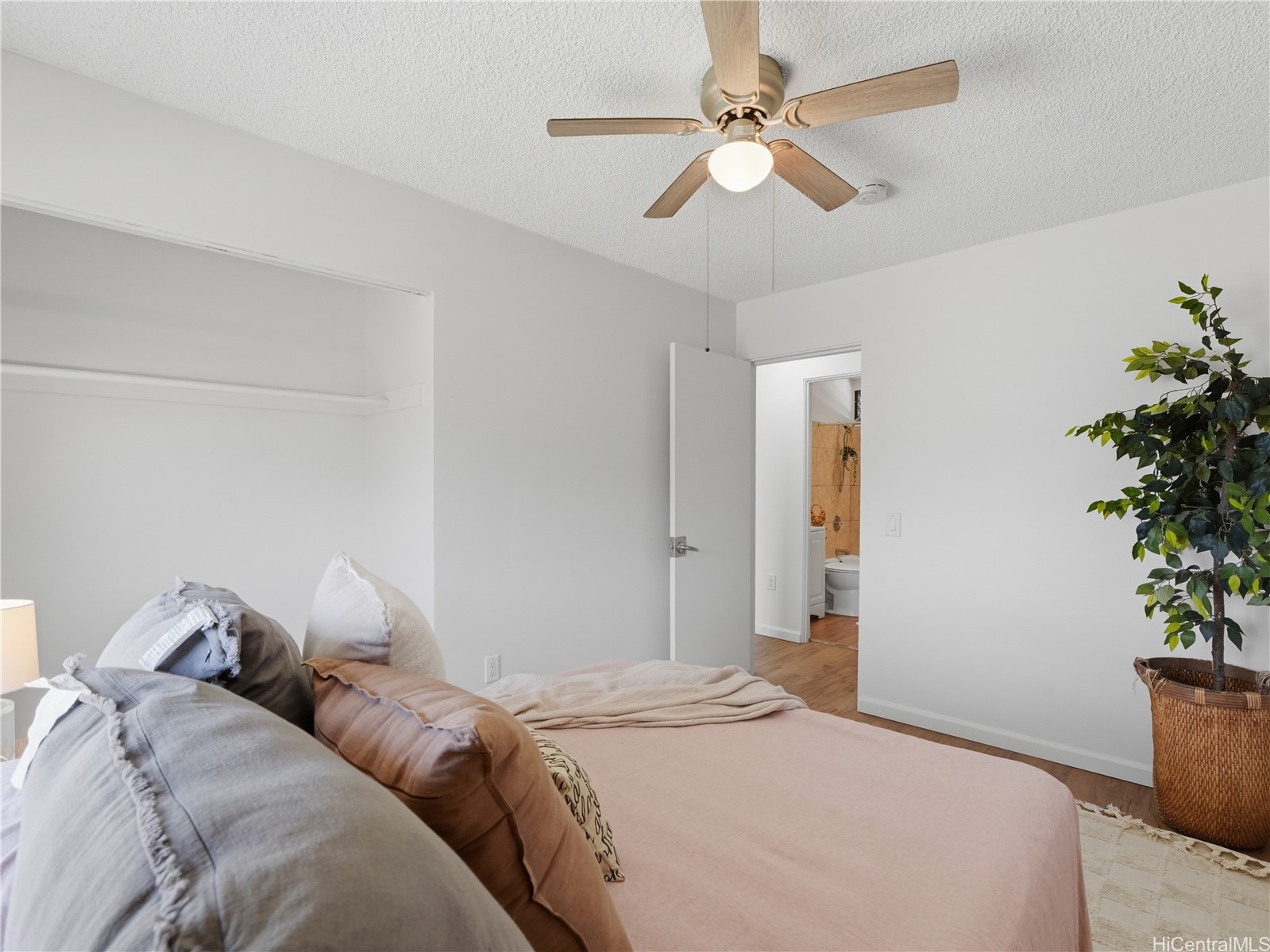 87-149 Helelua Street 5