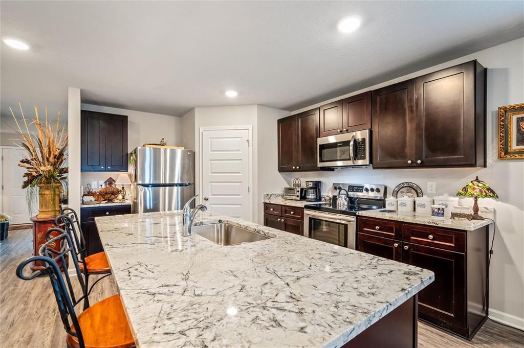 1120 Ridgeview Court
