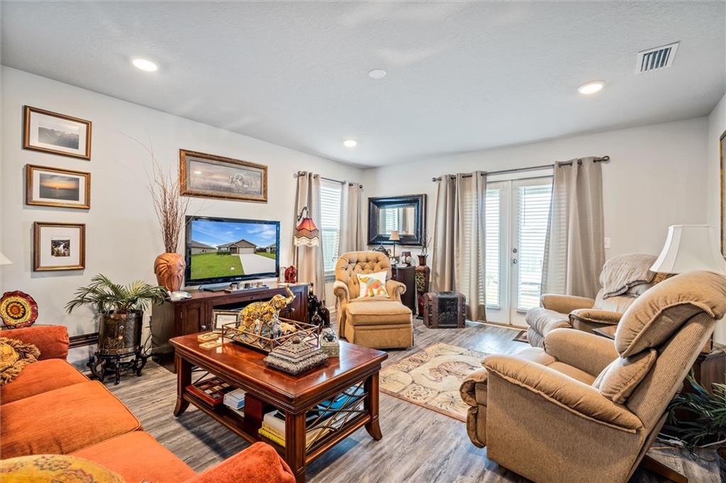 1120 Ridgeview Court