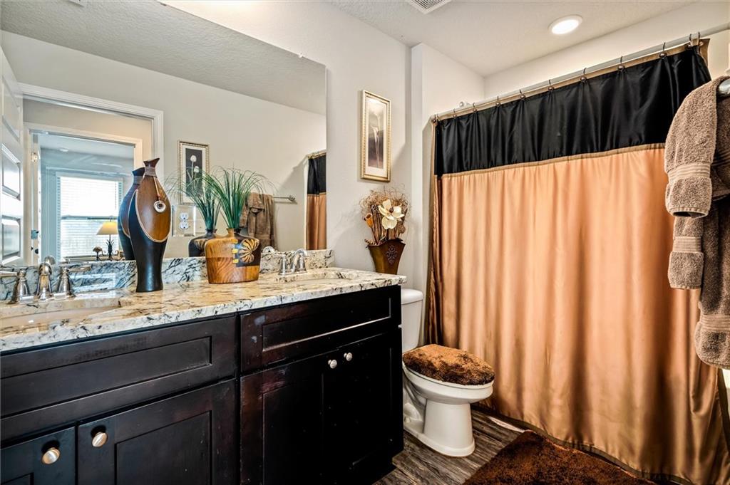 1120 Ridgeview Court