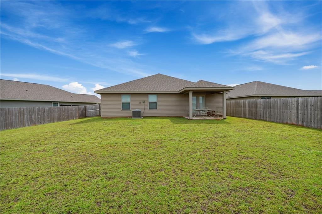 1120 Ridgeview Court
