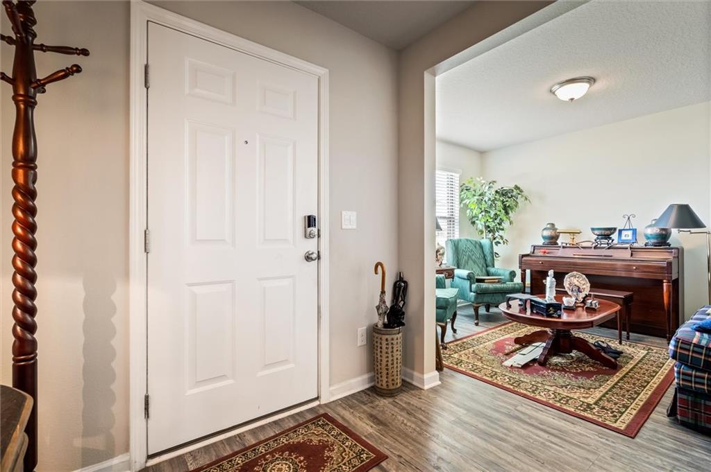 1120 Ridgeview Court