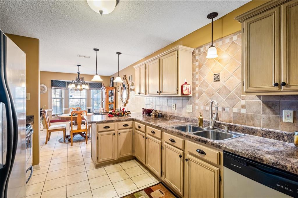 3700 Pepper Ridge Drive