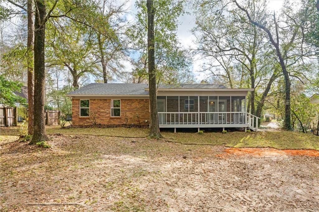 1809 Princeton Woods Drive W