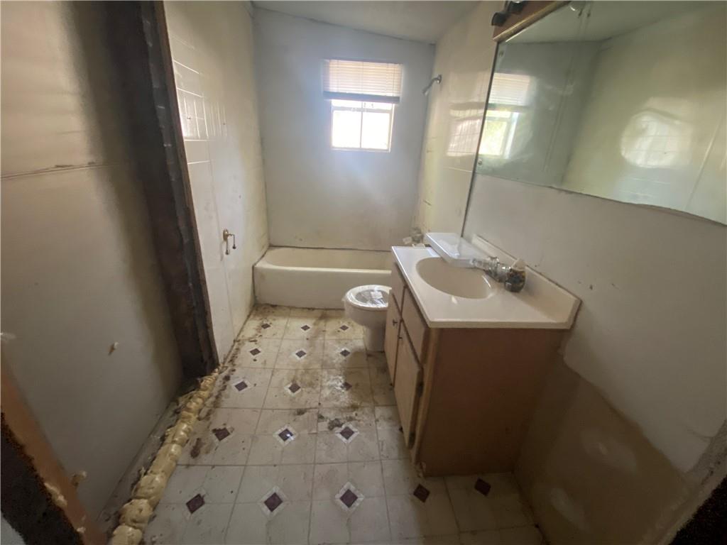 1207 Clara Avenue