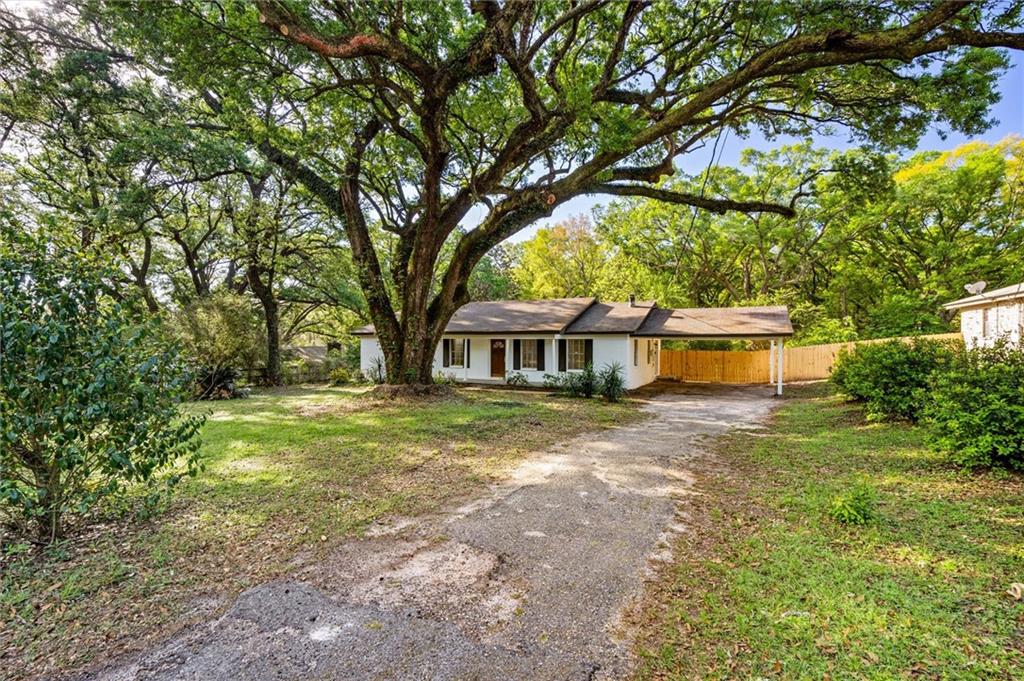 7061 Lee Circle W
